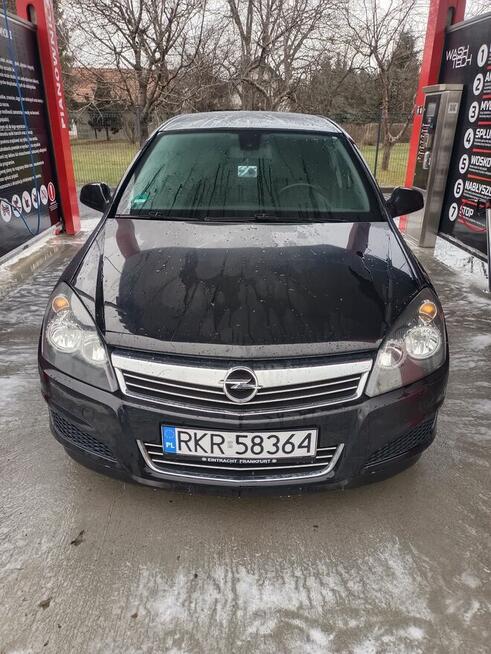 Opel Astra H 2010 1.6 Benzyna