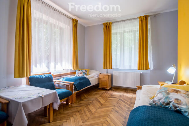 Agroturystyka w lesie nad jeziorem