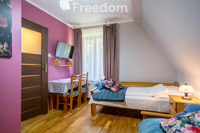 Agroturystyka w lesie nad jeziorem