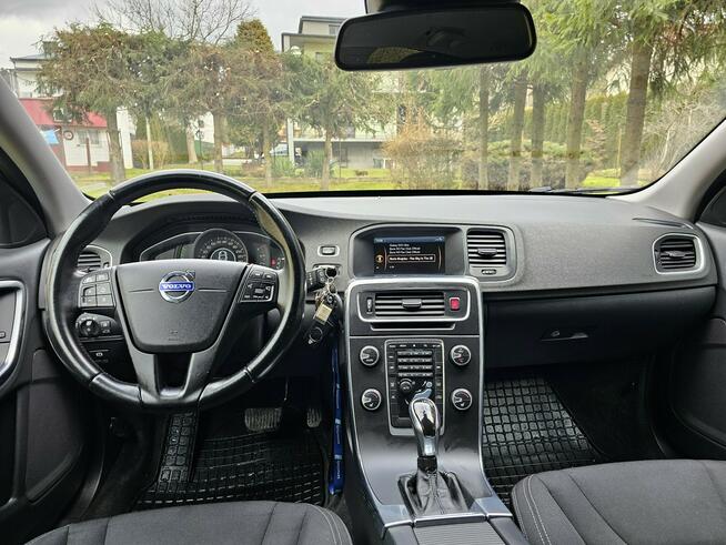 Volvo V60 4x4/Automat/Navi/Radar/