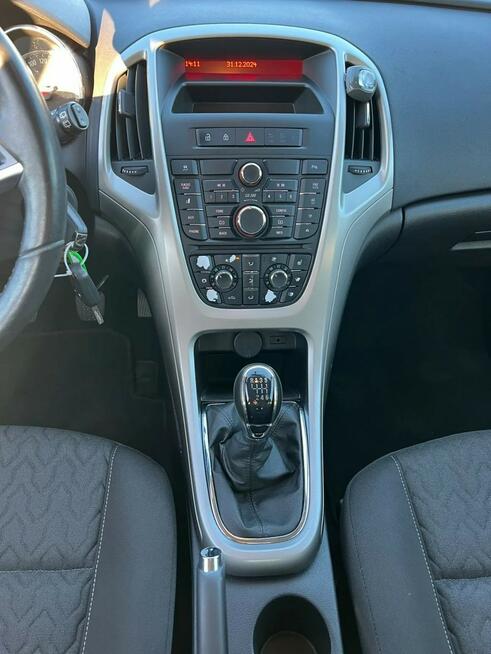 Opel Astra 1.4 turbo benzyna 140 KM, Klimatyzacja, Podgrzewane fotele, serwis