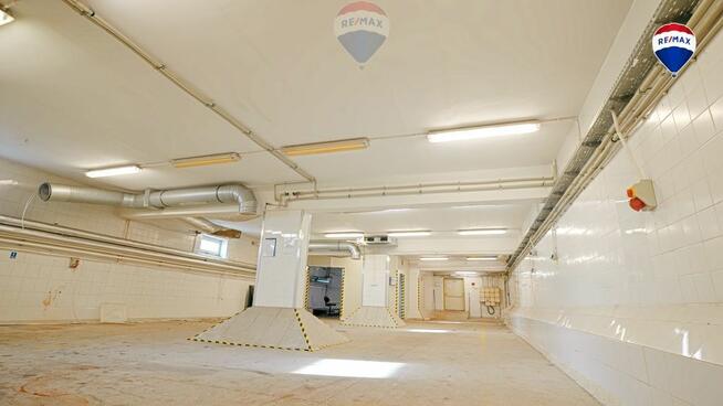 Świetnie zlokalizowana Nieruchomość Komercyjna