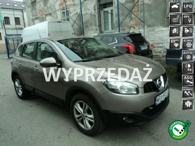 sprzedam NISANA Qashqai 16 B+GAZ bogate wyposazenie zareje.ubezpiecz.