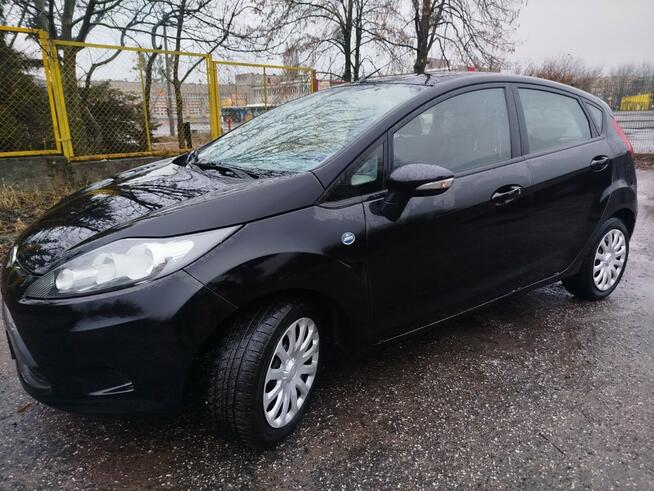 Ford Fiesta 5 drzwi KLIMA benzyna stan bdb w cenie opłaty