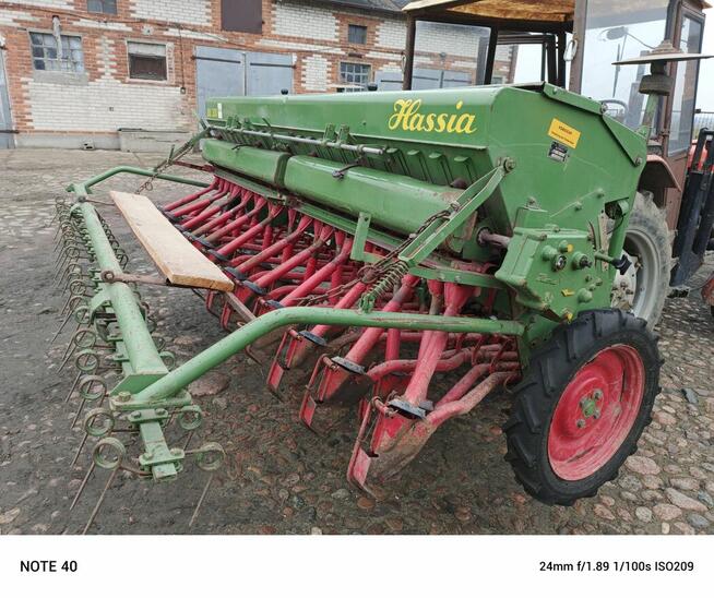 Sprzedam siewnik zbożowy Hassia DU 300