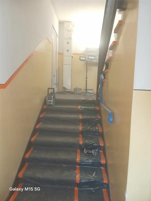 Wykonuje elektrykę i wykoczenia wnętrz I zewnątrz