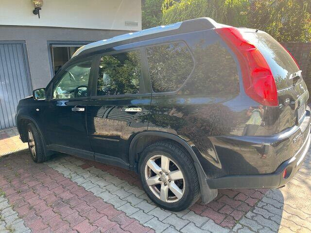 Nissan X trail