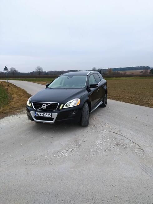 Samochód osobowy VOLVO XC60