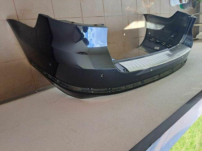 Zderzak tył Passat b7 kombi 2012 rok R-line LC9X