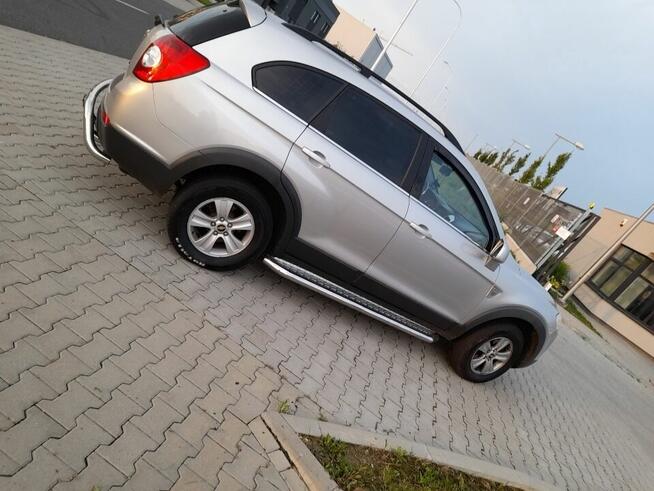 Chevrolet Captiva, wygodny i przestronny SUV 2.4 136 KM 2009