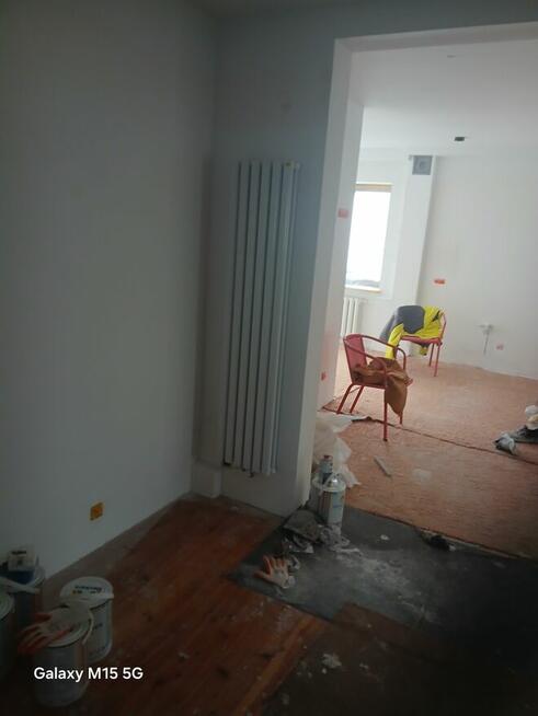 Wykonuje elektrykę i wykoczenia wnętrz I zewnątrz