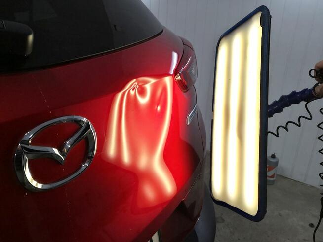 Usuwanie wgnieceń, Wyciąganie wgniotek Łódź, Autodetailing