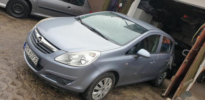 Opel corsa D 1.0 2009r zarejestrowany opłacony oc pt