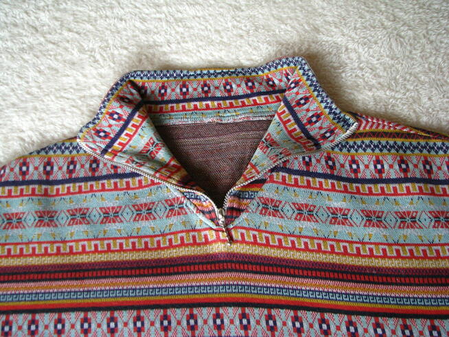 Bluza golf rozpinany pod szyją geometryczne wzory XXL sweter