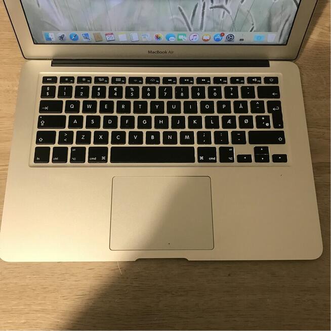 Laptop MacBook Air 13 i5 1.4GHz 4GB 128GB SSD