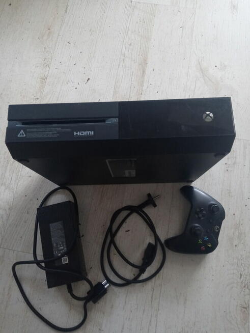 Konsola XBOX ONE