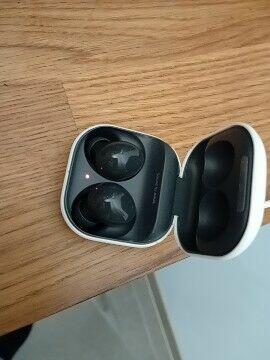 Sprzedam słuchawki bezprzewodowe buds2