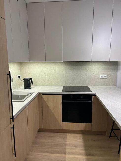 Nowoczesna Kawalerka z klimatyzacja Daszyńskiego 8