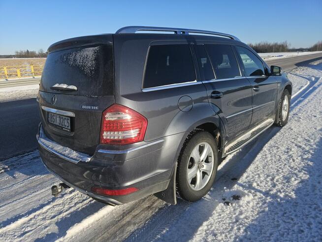 Mercedes GL 350 4 x 4 terenowy 7 os. Hak