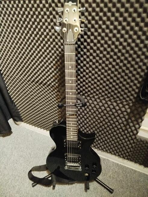 Odkryj radość z muzyki. Lekcje gry na gitarze z dojazdem.