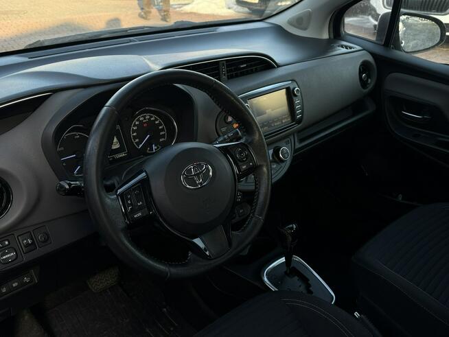 Toyota Yaris Salon Polska Poleasingowy I właściciel Serwis ASO VAT 23% Bezwypadkowy