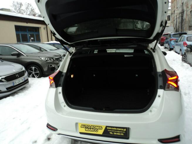 Toyota Auris sprzedam ładną TOYOTE YARIS z 2015r 1.8 HYBRYDA+benz 100KM udziela.GW