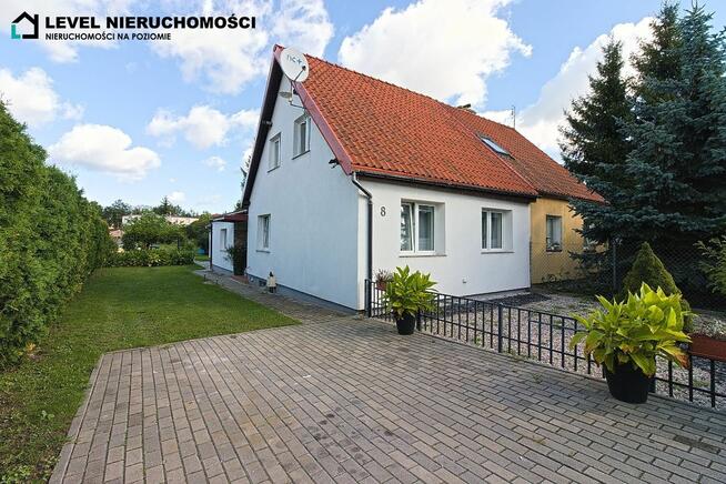 Dom w mieście z dużą działką