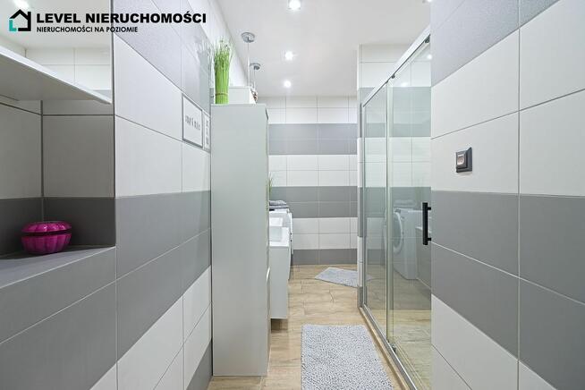 Dom w mieście z dużą działką