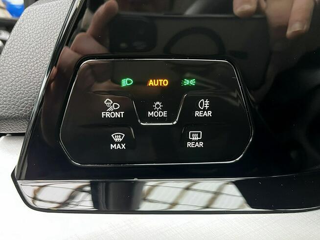 Volkswagen Golf 1,5 AUTOMAT+ACC+Led+Navi+Kamera GWARANCJA I-wł Krajowy BEZWYPAD F23%