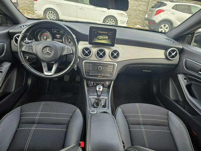 Mercedes CLA 180 177tys km.Piękny CLA,kamera,czarny sufit,pięknie utrzymany!