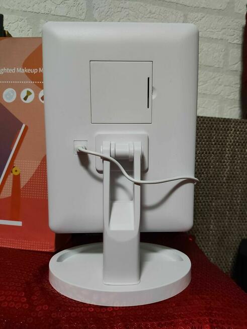 Lusterko Kosmetyczne podświetlane LED lustro do makijażu