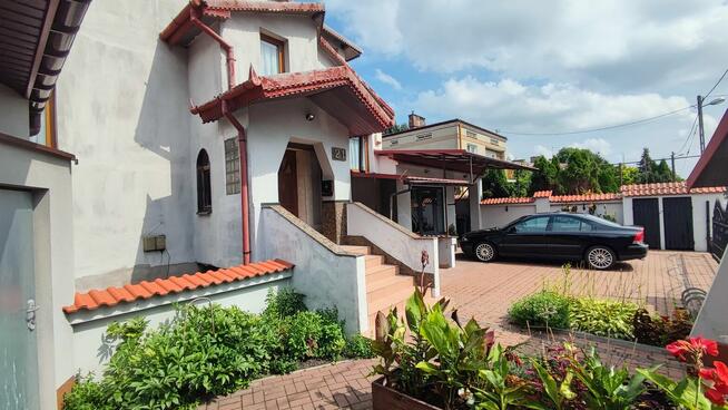 Dom jako inwestycja (najem z lokali może pokryć zaciągnięty