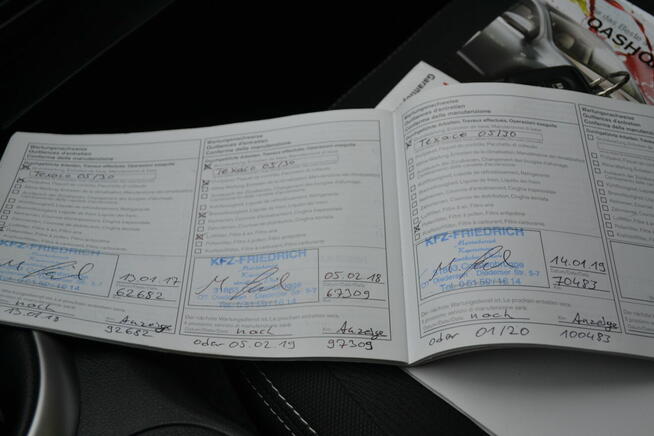 Nissan Qashqai 2,0 Benzyna 141KM Lift Super Stan Mały przeb