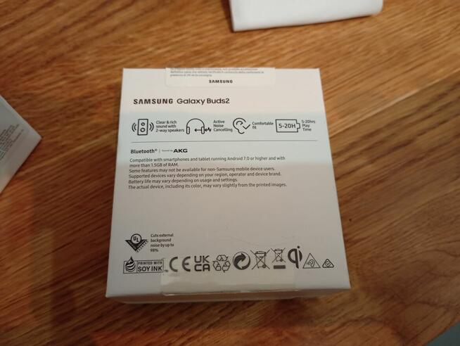 Sprzedam słuchawki bezprzewodowe buds2