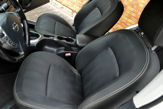 Nissan Qashqai 2,0 Benzyna 141KM Lift Super Stan Mały przeb