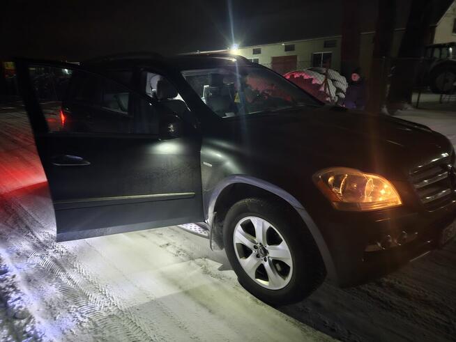 Mercedes GL 350 4 x 4 terenowy 7 os. Hak