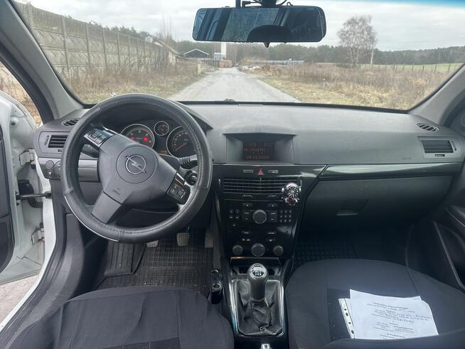 Opel Astra 2008 1.7CDTI/5D