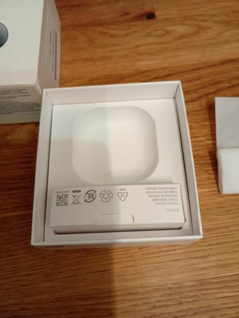 Sprzedam słuchawki bezprzewodowe buds2