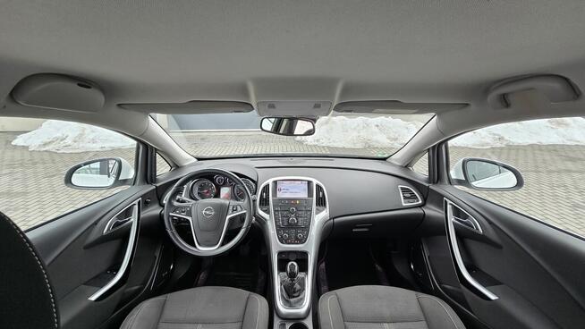 Opel Astra J 1,4 Turbo 140PS SPORT NAVI AUX Bluetooth Alu19