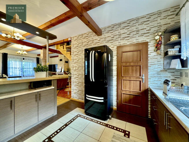 Wyjątkowa nieruchomość z własnym stawem w Ptakach!