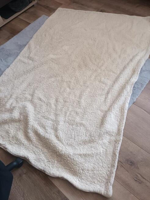 Kołdra z Marynosa owca australijska 140x195cm bardzo ciepła