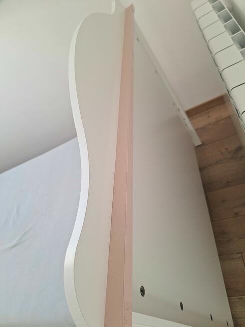 Lużko dziewczęce z materacem