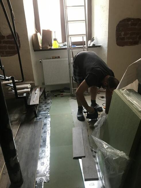 REMONTY Z PASJĄ I PRECYZJĄ