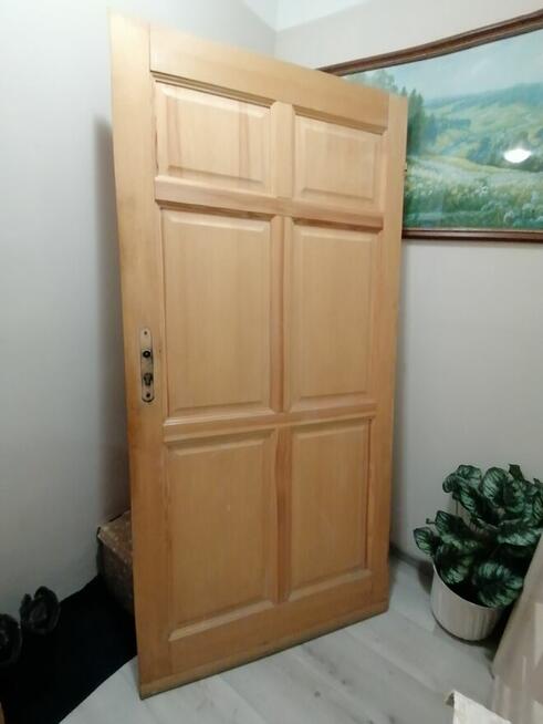 sprzedam drzwi drewniane
