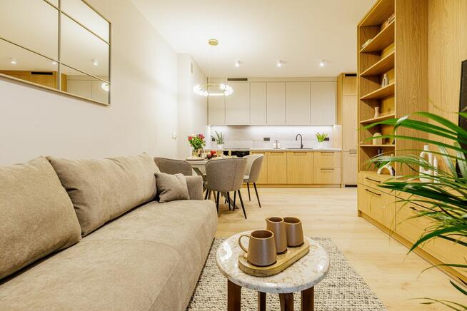 Mieszkanie o pow.50m2, VII p.,winda, duży balkon, Podmiejska