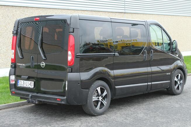 Nissan Primastar 2.0 DCi 115 KM Mały Przebieg 90 tys km 3 x klima 9 osobowy