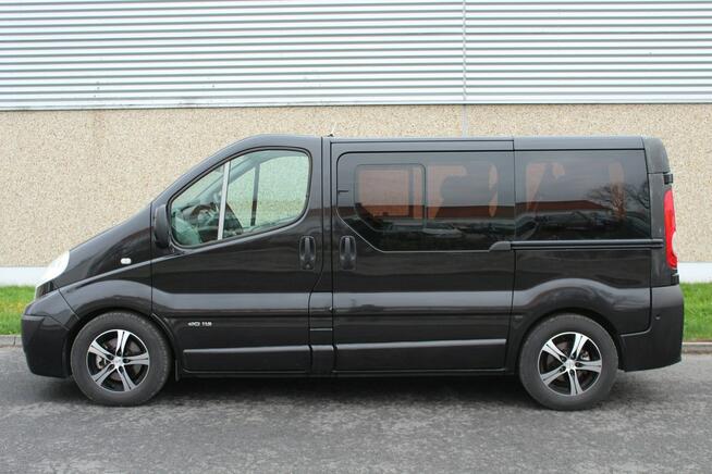 Nissan Primastar 2.0 DCi 115 KM Mały Przebieg 90 tys km 3 x klima 9 osobowy