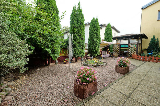 Dom z widokiem na zamek.