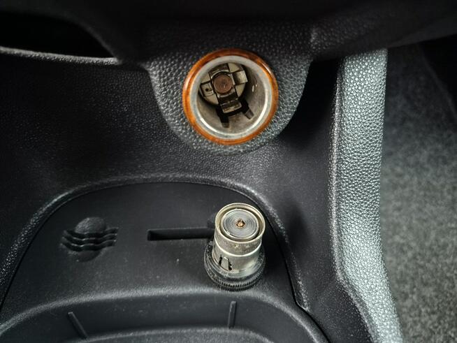 Opel Corsa 1.2i 16V 85KM Salon Polska Oryginał Stan Bezwypadkowy I Właściciel