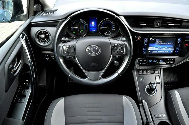 Toyota Auris _1.8 136KM_HYBRID_Led_Kamera_Climatronic_Serwis_